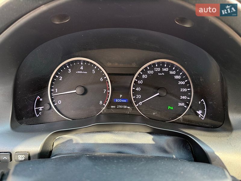 Седан Lexus ES 2013 в Харкові