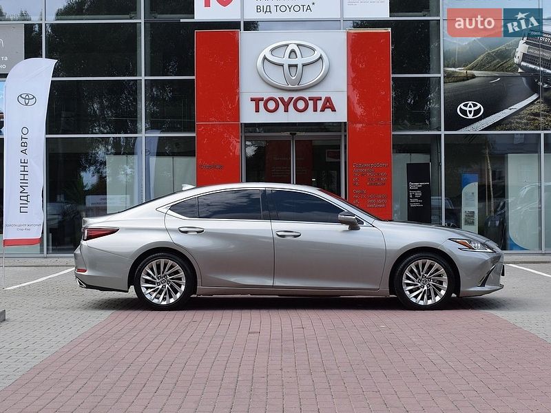 Седан Lexus ES 2021 в Житомире