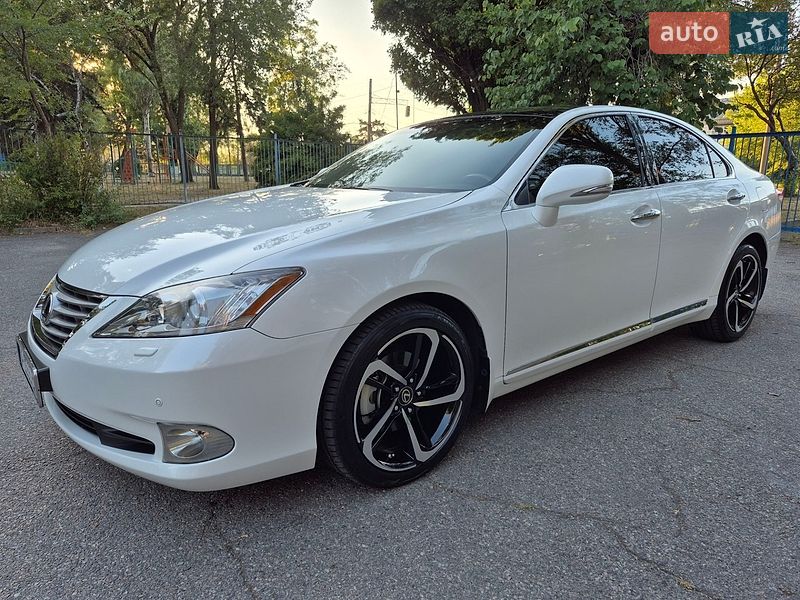 Седан Lexus ES 2011 в Запорожье