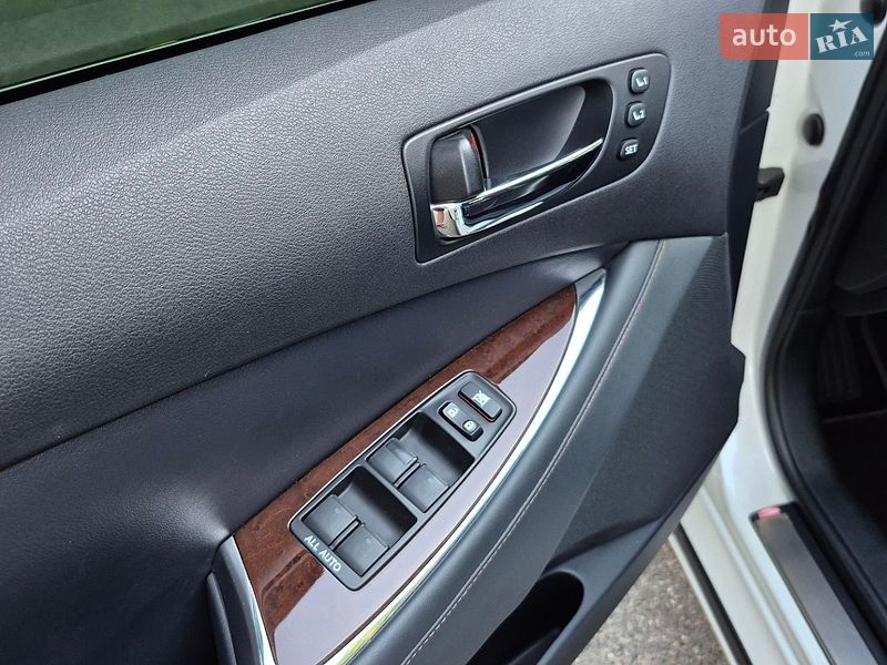 Седан Lexus ES 2011 в Запорожье