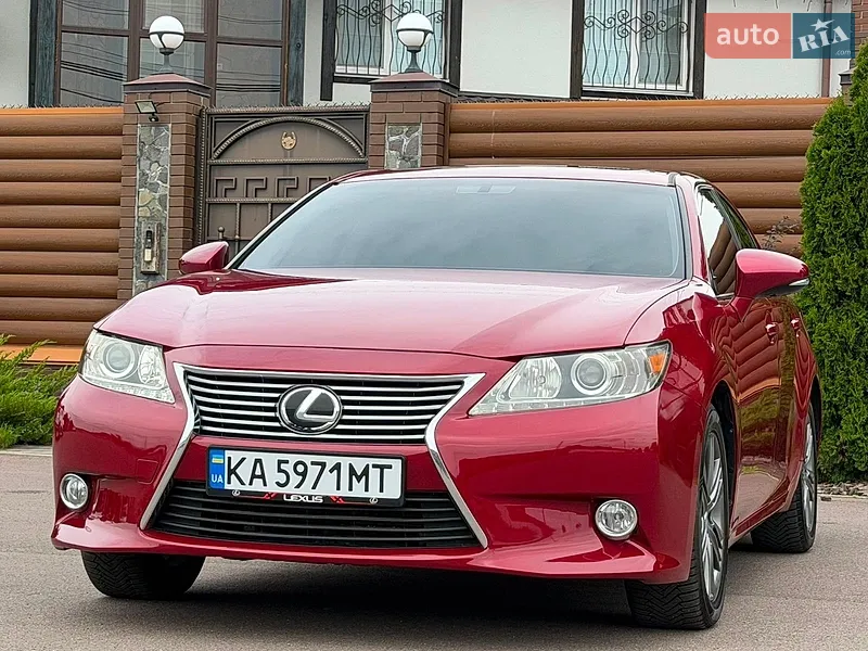 Lexus ES