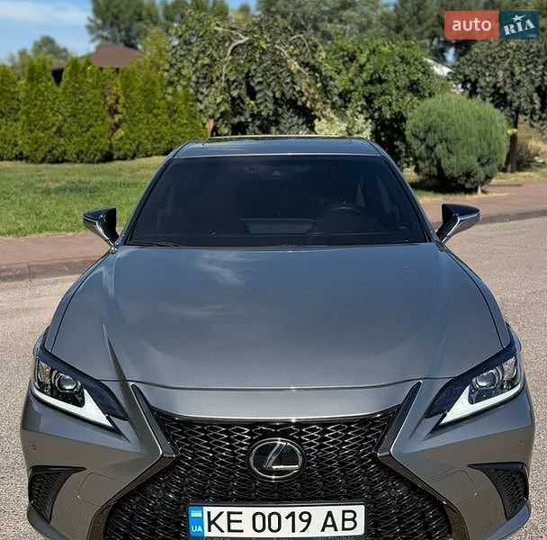 Седан Lexus ES 2023 в Днепре