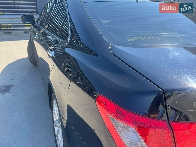 Седан Lexus ES 2008 в Киеве