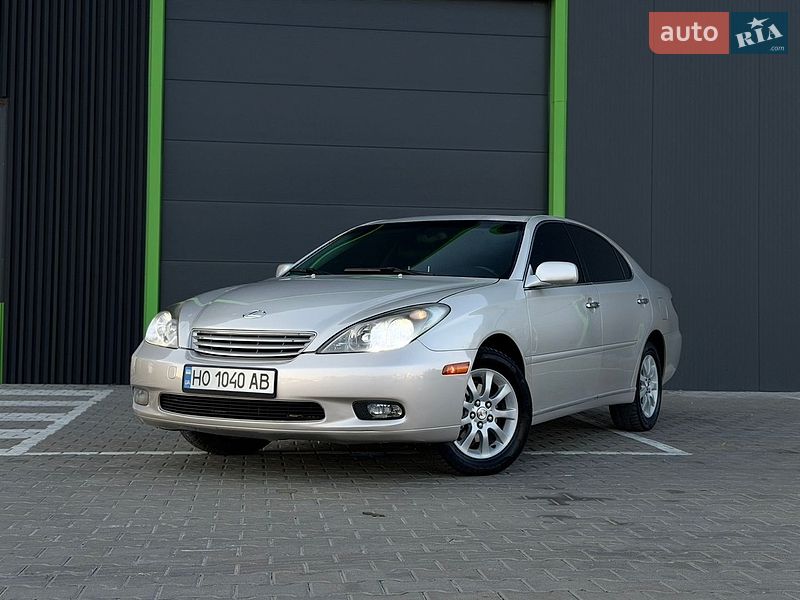 Седан Lexus ES 2002 в Тернополе
