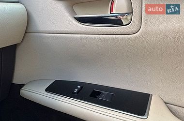 Седан Lexus ES 2016 в Черкасах фото 21 Седан Lexus ES 2016 в Черкасах