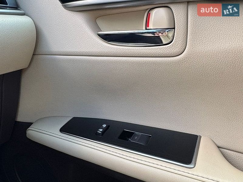 Седан Lexus ES 2016 в Черкасах фото 21 Седан Lexus ES 2016 в Черкасах