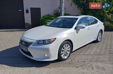 Седан Lexus ES 2014 в Одесі
