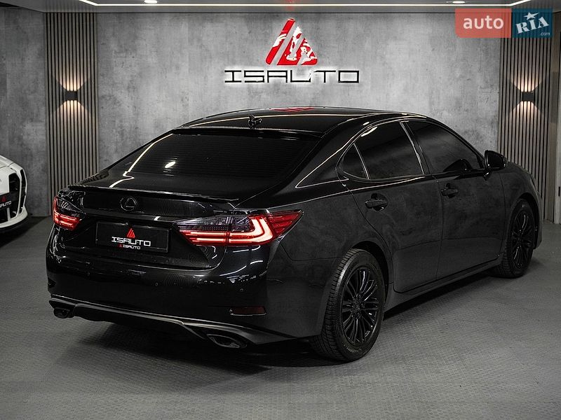 Седан Lexus ES 2016 в Одессе