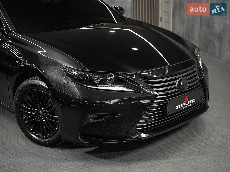Седан Lexus ES 2016 в Одессе