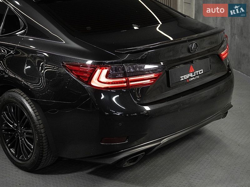 Седан Lexus ES 2016 в Одессе