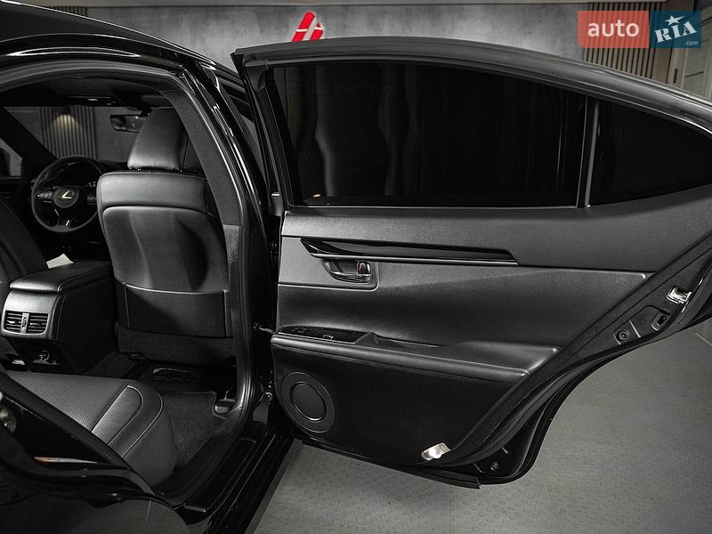 Седан Lexus ES 2016 в Одессе