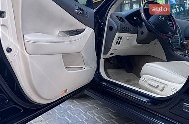 Седан Lexus ES 2011 в Виннице