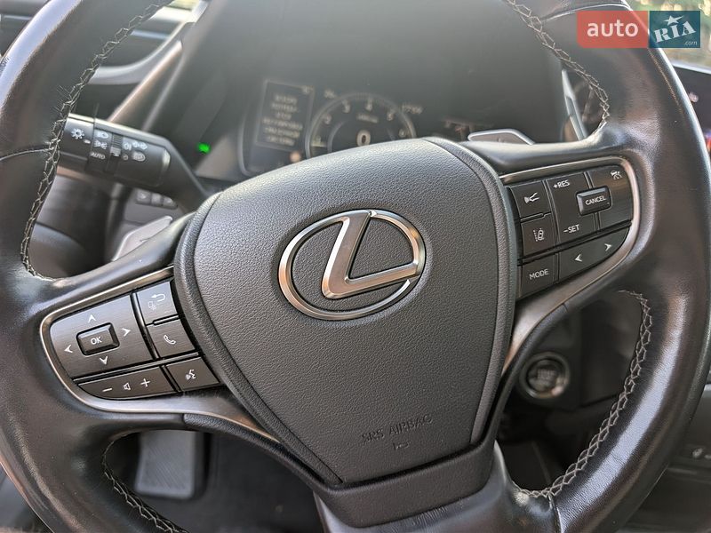 Седан Lexus ES 2021 в Києві