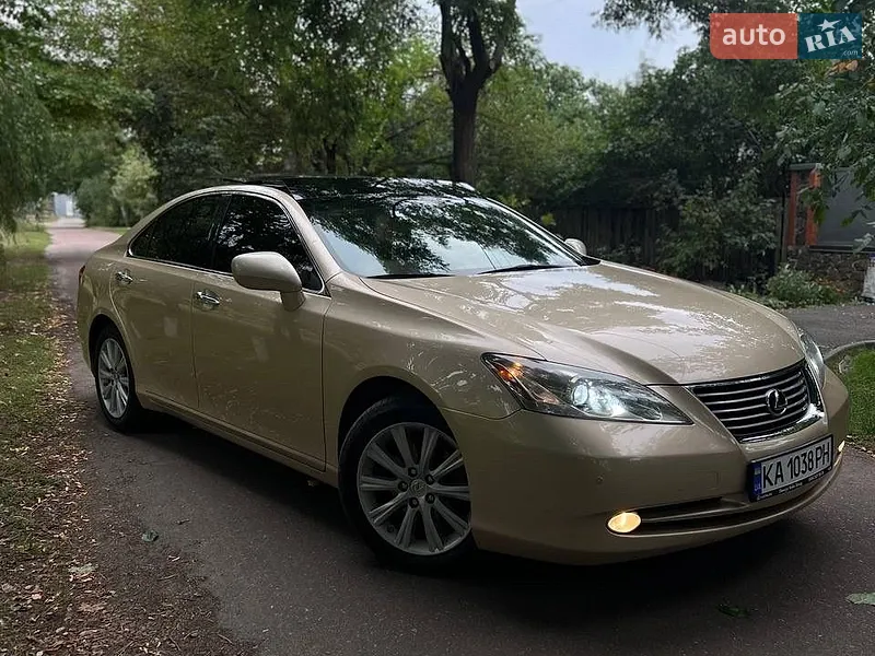 Lexus ES