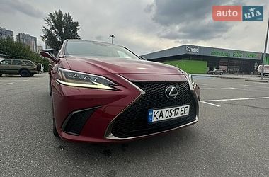 Седан Lexus ES 2019 в Києві