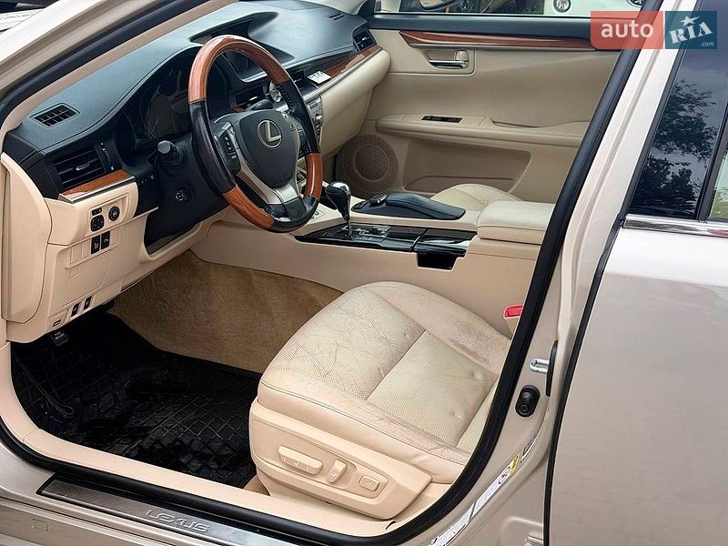 Седан Lexus ES 2015 в Одесі фото 9 Седан Lexus ES 2015 в Одесі