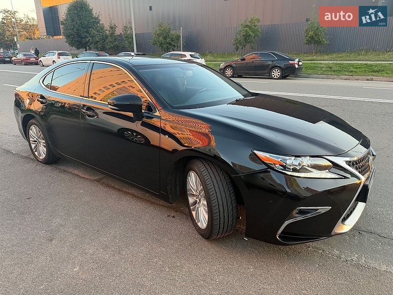 Седан Lexus ES 2014 в Києві