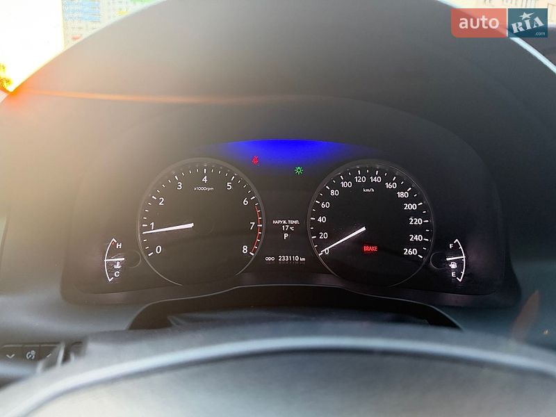 Седан Lexus ES 2014 в Києві