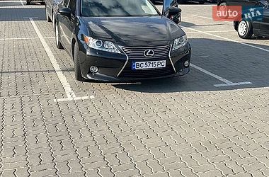 Седан Lexus ES 2012 в Львові
