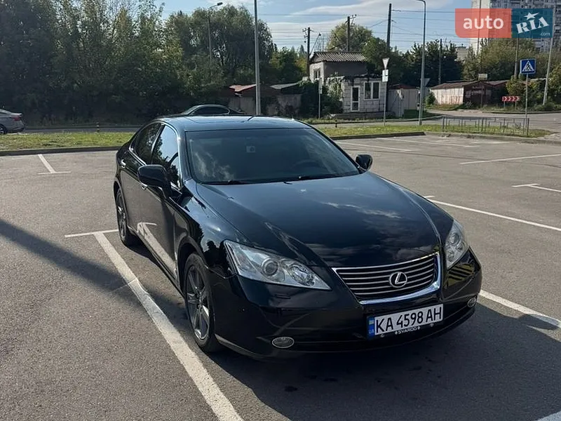Lexus ES