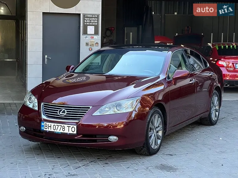 Lexus ES