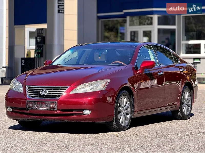 Lexus ES