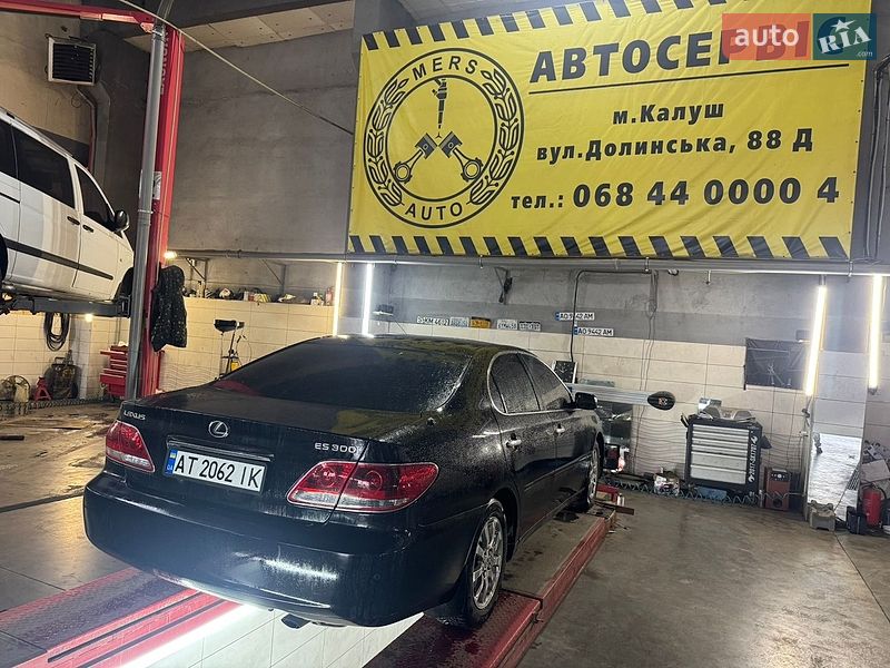 Седан Lexus ES 2005 в Брошневі