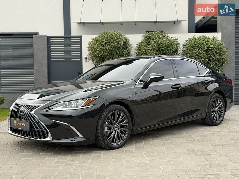 Lexus ES 2024