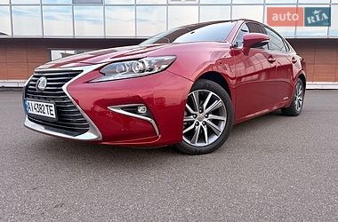 Седан Lexus ES 2018 в Києві