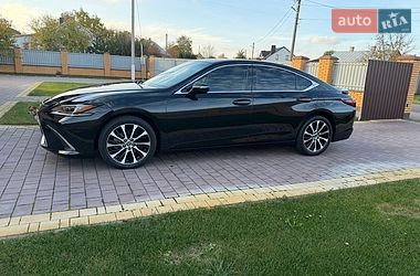 Седан Lexus ES 2020 в Луцьку