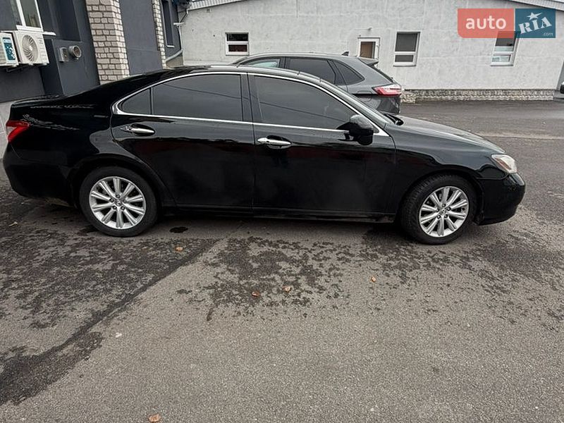 Седан Lexus ES 2006 в Умані