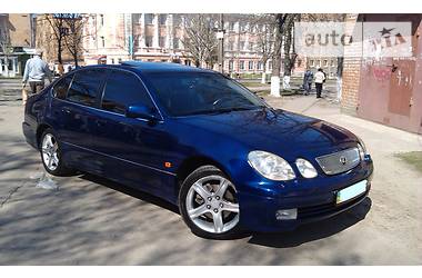 Седан Lexus GS 2000 в 