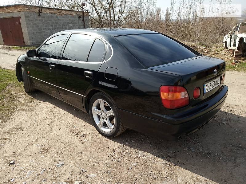 Седан Lexus GS 1998 в 