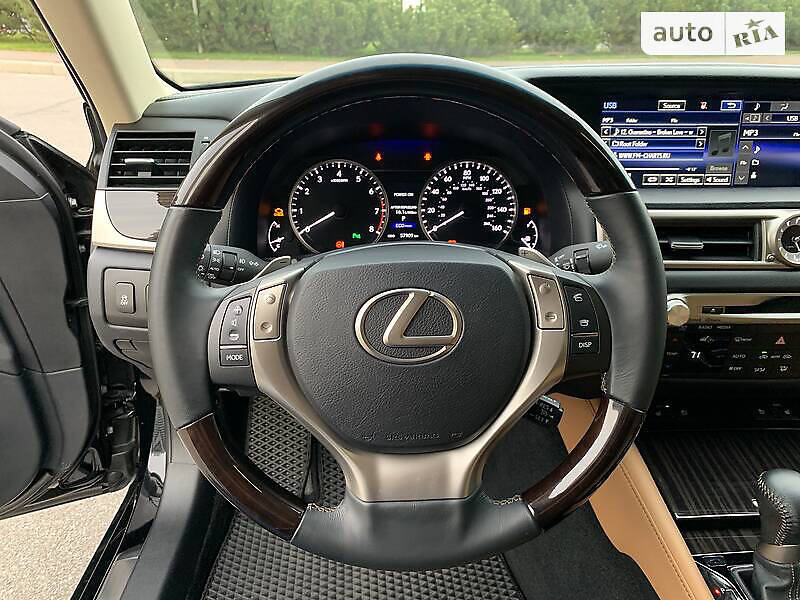 Седан Lexus GS 2014 в Киеве фото 10 Седан Lexus GS 2014 в Киеве