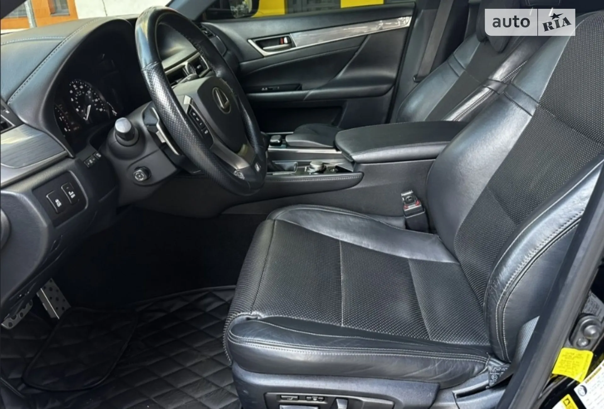 2015 Lexus GS - мініатюра 17