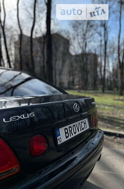 Седан Lexus GS 2001 в Киеве