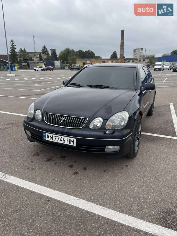 Lexus GS 2001