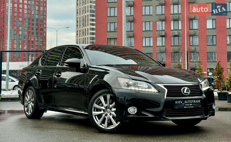 Седан Lexus GS 2014 в Киеве