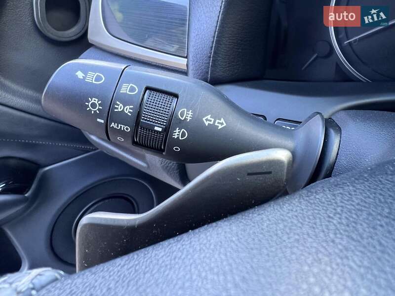 Седан Lexus GS 2013 в Краснограді