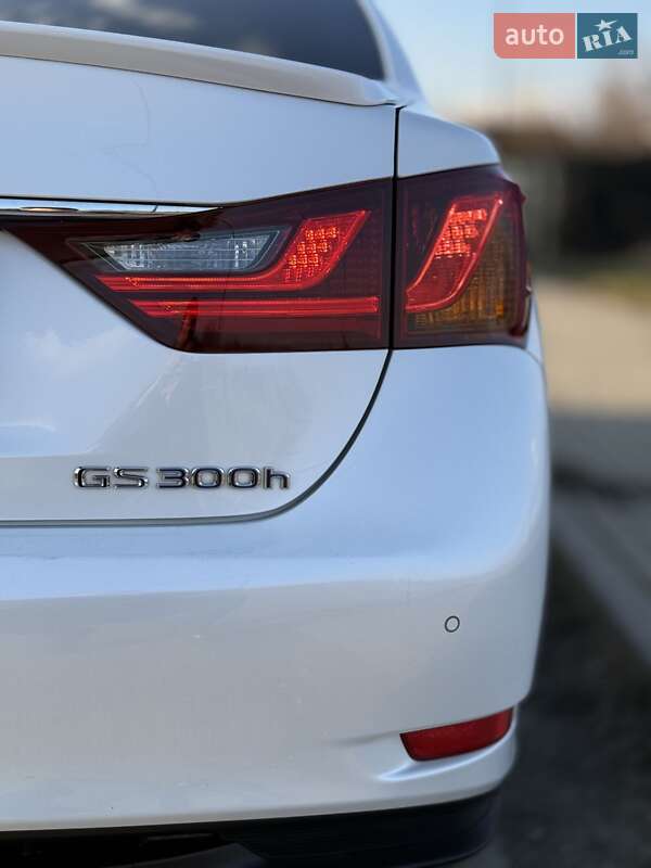 Седан Lexus GS 2014 в Львові
