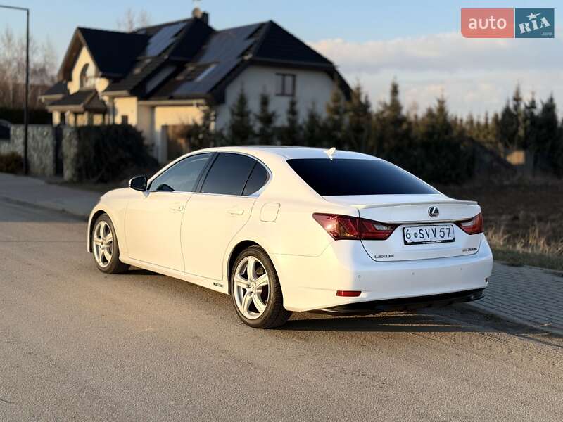 Седан Lexus GS 2014 в Львові
