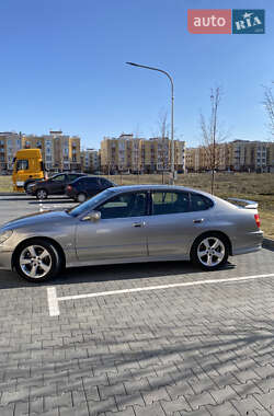 Седан Lexus GS 1998 в 