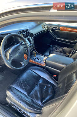 Седан Lexus GS 1998 в 