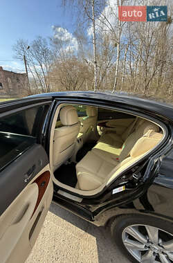 Седан Lexus GS 2011 в 