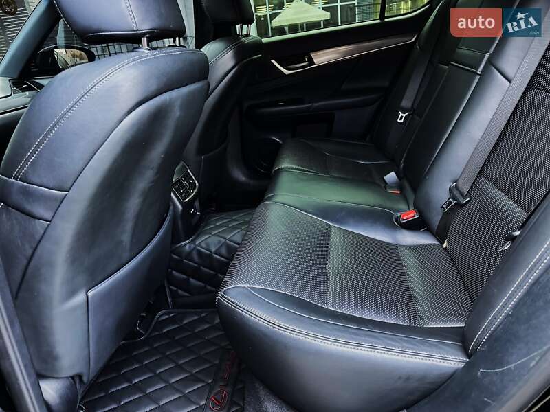 Седан Lexus GS 2015 в Киеве