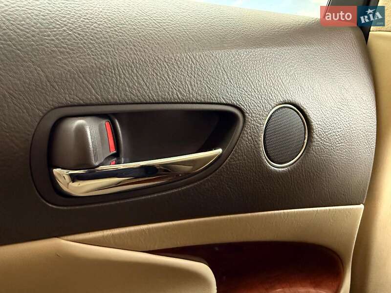 Седан Lexus GS 2008 в Львові
