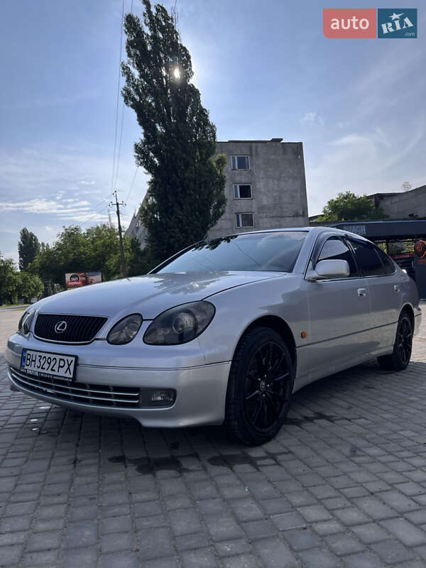 Lexus GS 1998