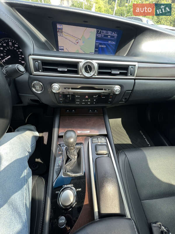 Седан Lexus GS 2013 в Львове