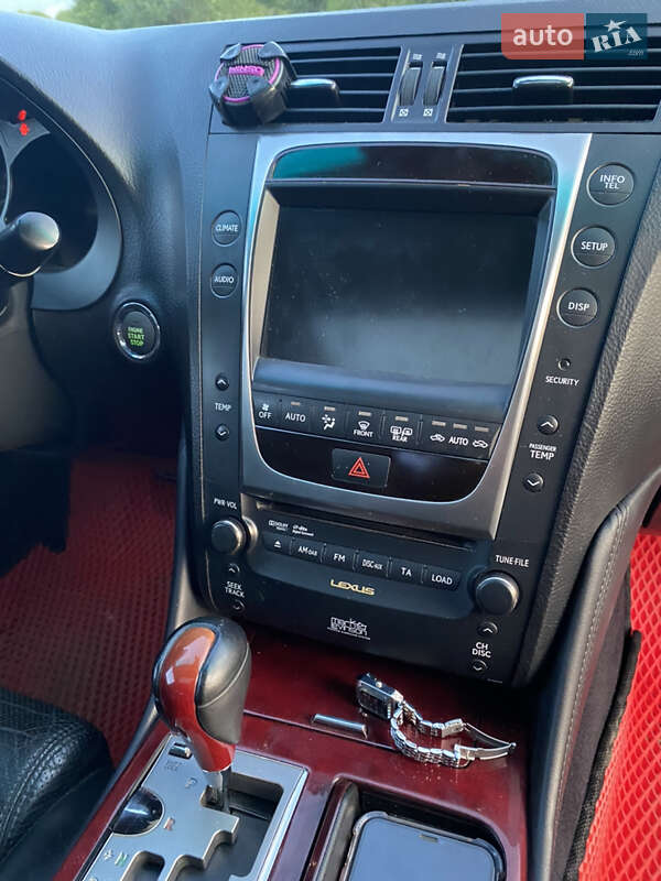 Седан Lexus GS 2011 в Долине