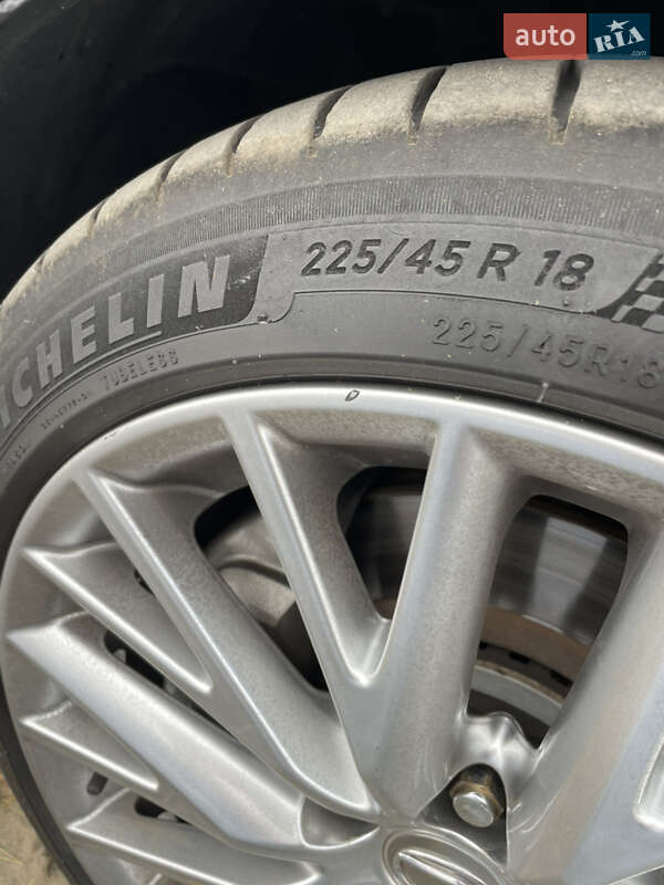 Седан Lexus GS 2008 в Киеве